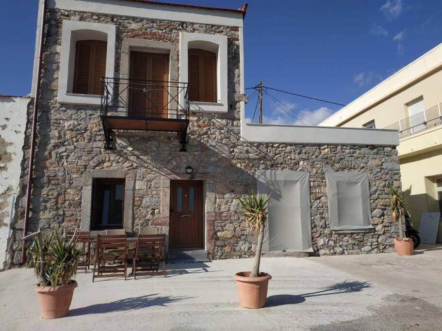 Two-Storey House In Kardamyla Marmaron  Экстерьер фото