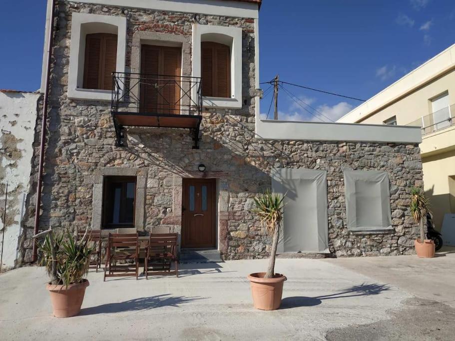 Two-Storey House In Kardamyla Marmaron  Экстерьер фото